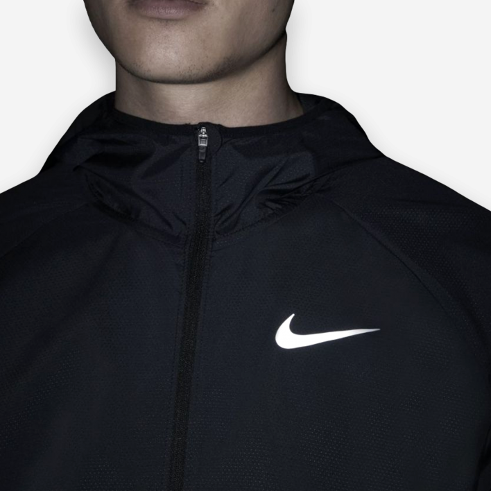 Nike Essential Running Jacket 7